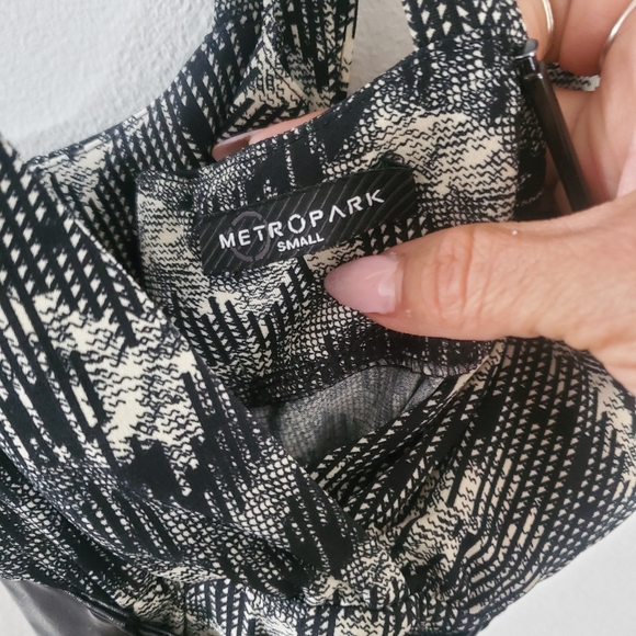 90s vintage Metropark mini dress Belted bikercore mobwive deep v front - Picture 4 of 10